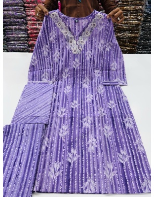Lavender Pure Cotton Plus Size Co-ord Set with V-Neck &amp; Thread Work (3XL-6XL)
